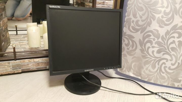 Монитор для компьютера samsung SynkMaster740N
