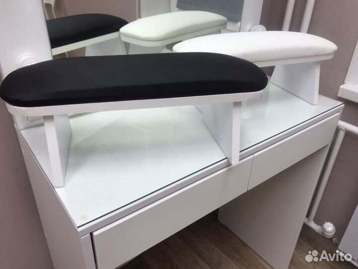 Подставка под руку для маникюра