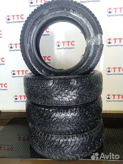 Nokian Tyres Hakkapeliitta 8 SUV 215/65 R17