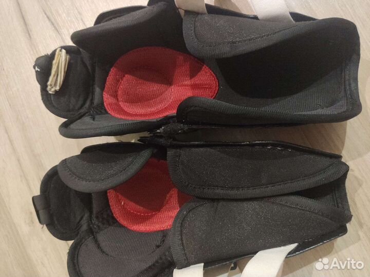 Хоккейные наколенники детские 8