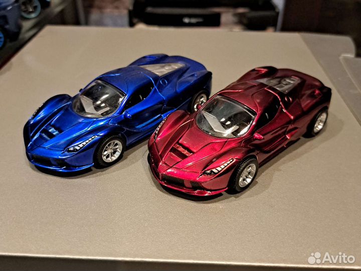 Ferrari LaFerrari -1:43 Lykan-HyperSport 1:43