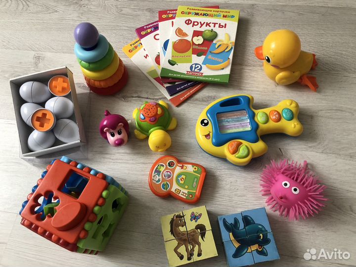 Развивающие игрушки пакетом