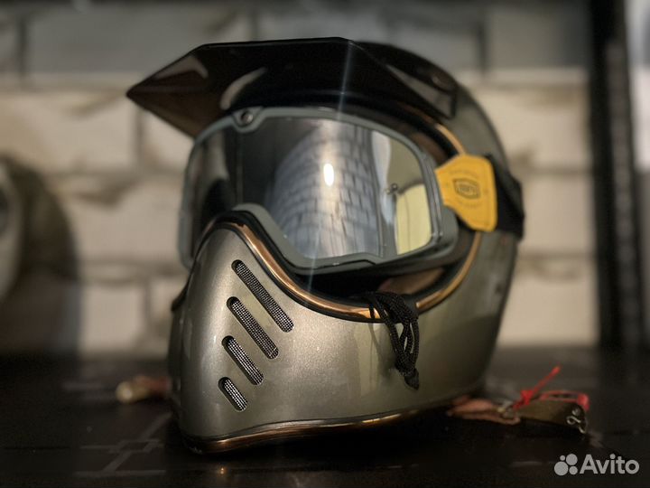 Шлем для мотоцикла эндуро