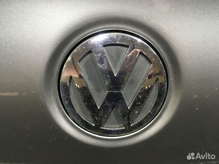 Ручка крышки багажника / Эмблема