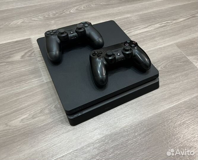 Sony playstation 4 slim 1tb - UFC 4