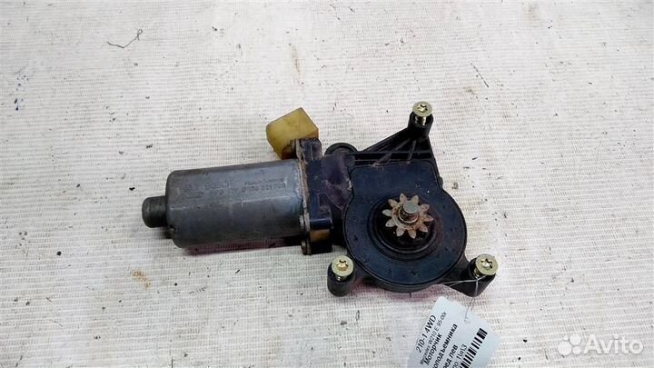 Моторчик стеклоподъемника переднего левого mersed