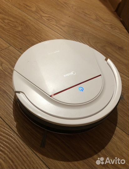 Робот пылесос midea VCR03W