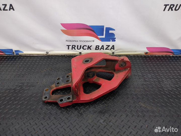 Кронштейн рессоры передней левый