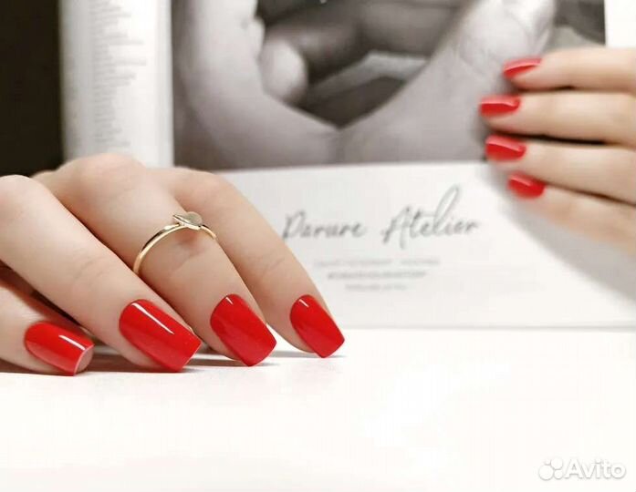 Маникюр, педикюр, наращивание ногтей