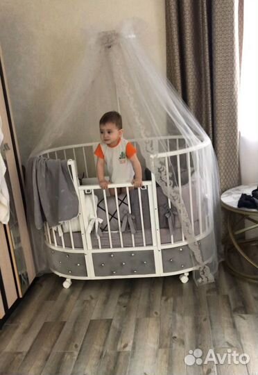 Кроватка-трансформер