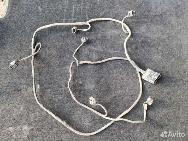 Жгут проводки переднего парктроника Mercedes W204