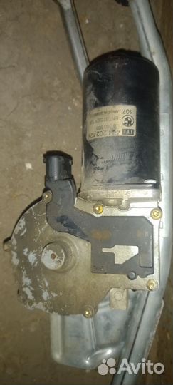 Механизм стеклоочистителя(трапеция дворников)