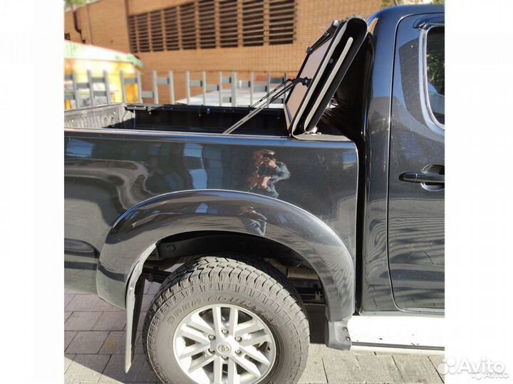 Крышка HAL 4 секции Тойота Хайлюкс Виго 2005+