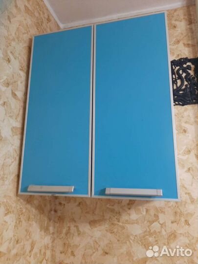 Бирюзовый кухонный гарнитур