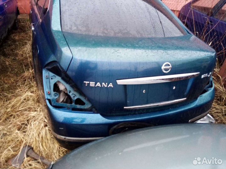 Крышка багажника Nissan Teana j31