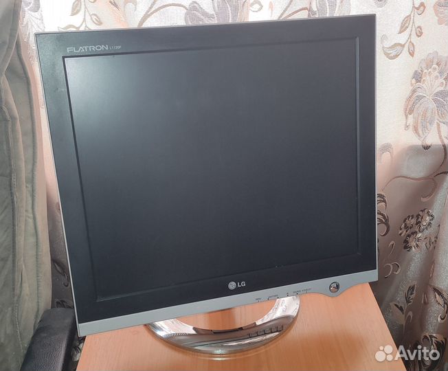 Мониторы 17,19, 20 дюймов