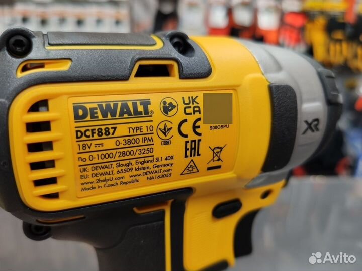 Бесщёточный импульсный шуруповерт Dewalt DCF887