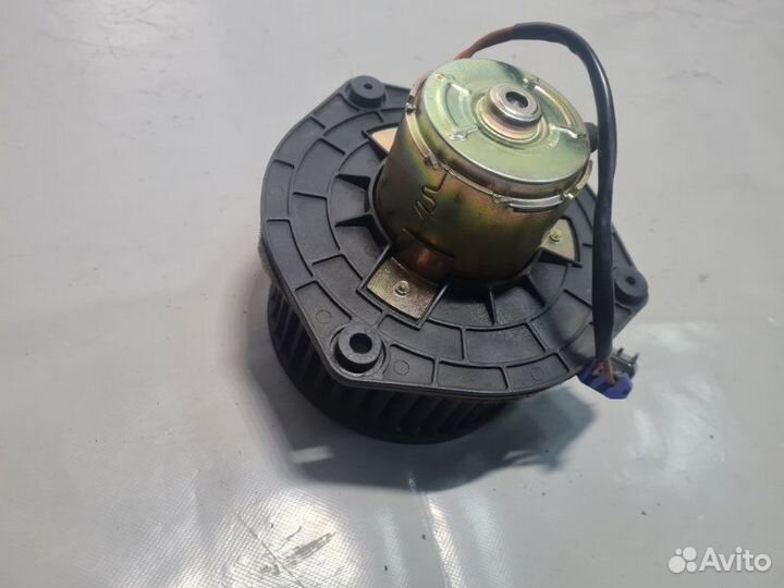 Моторчик вентилятор печки Ваз Калина универсал 8