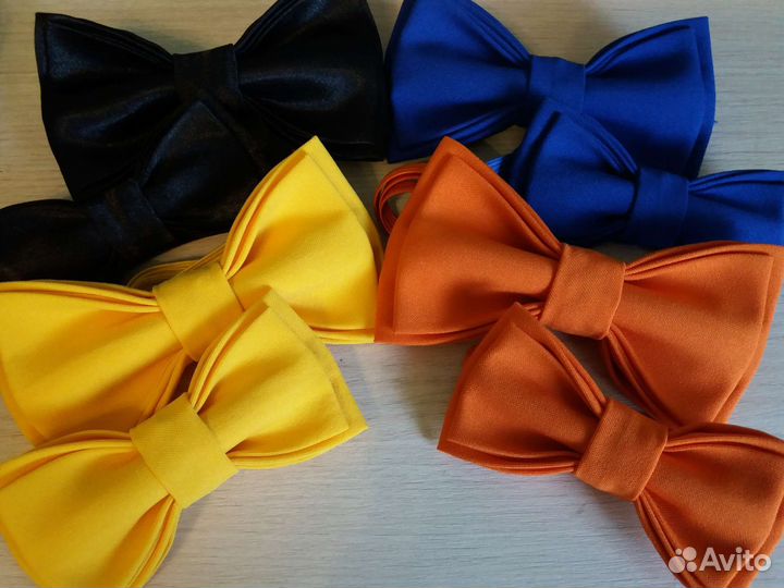 Новый галстук-бабочка для мальчика