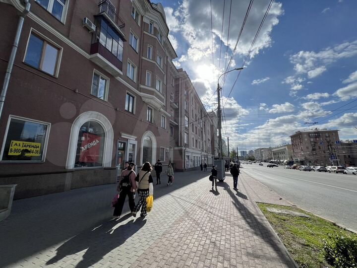 Сдам торговое помещение, 151.7 м²