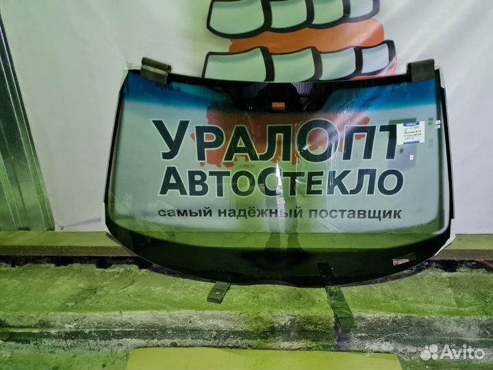 Лобовое стекло Honda CR-V (IV)