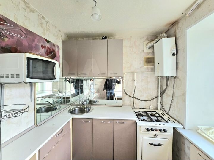 2-к. квартира, 48 м², 5/5 эт.