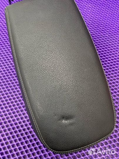 Крышка подлокотника Bmw X4 F26 N20B20A 2014 Пробег