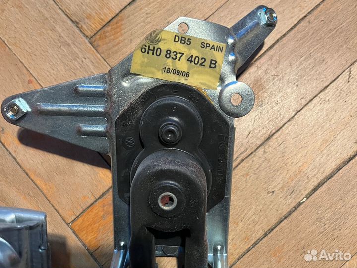 Стеклоподъемник передний правый Volkswagen Lupo