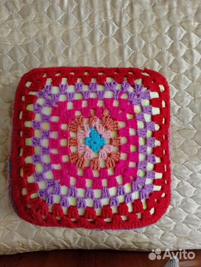 Декоративные подушки вязанные