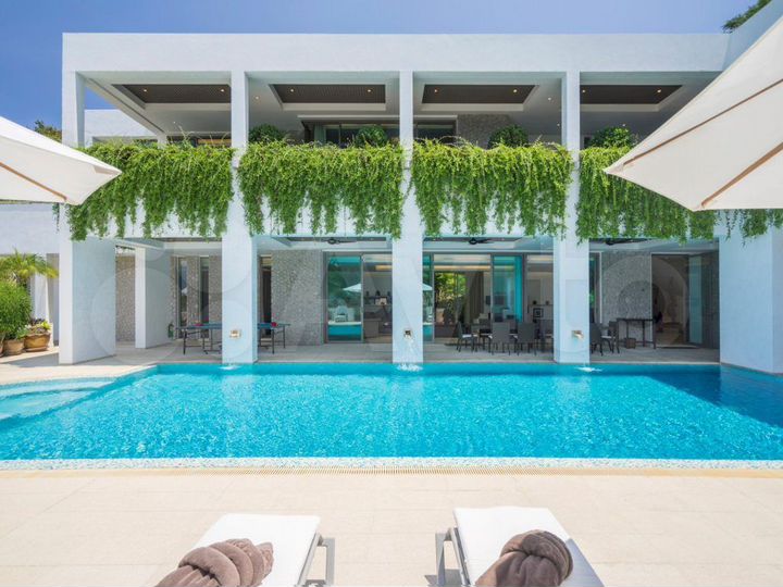 Дом 2218 м² на участке 2302 м² (Таиланд)