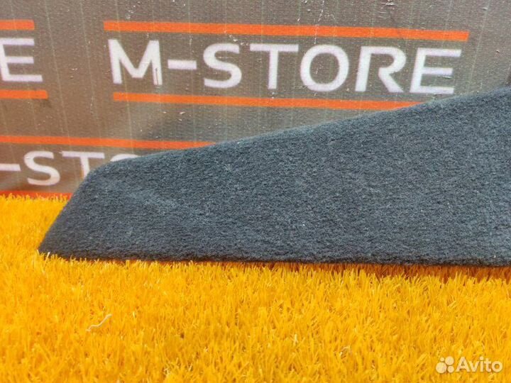 Накладка центральной консоли передняя правая Bmw