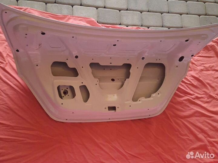 Крышка багажника Hyundai Solaris 11-17