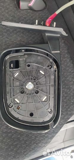 Зеркало левое Toyota Sienta