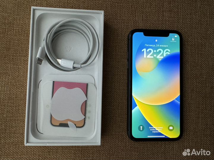 iPhone 11, 64 ГБ