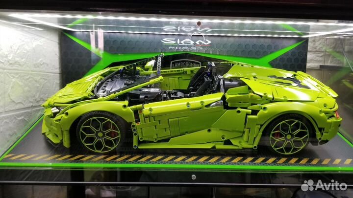 MOC Lamborghini Sian в Huracan Evo Spyder 42115