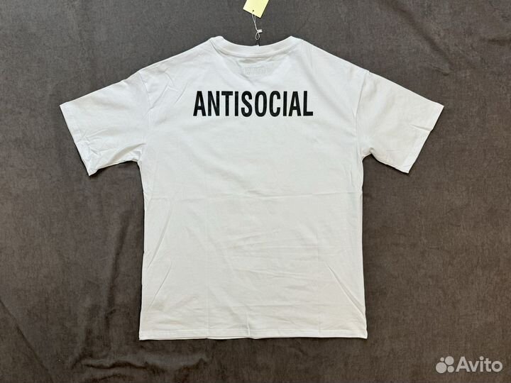 Футболка Vetements Antisocial