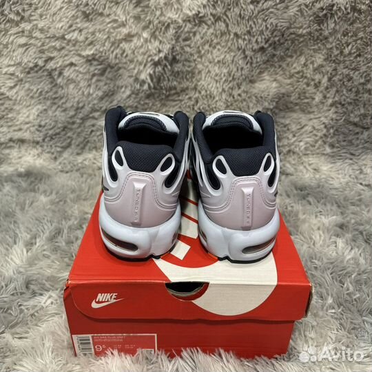 Nike Air Max TN Plus Drift Football Grey