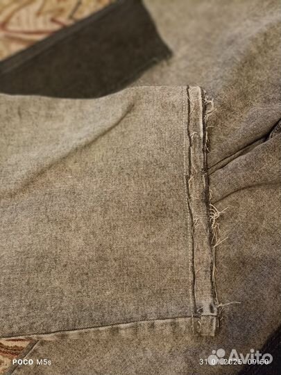 Джинсы широкие