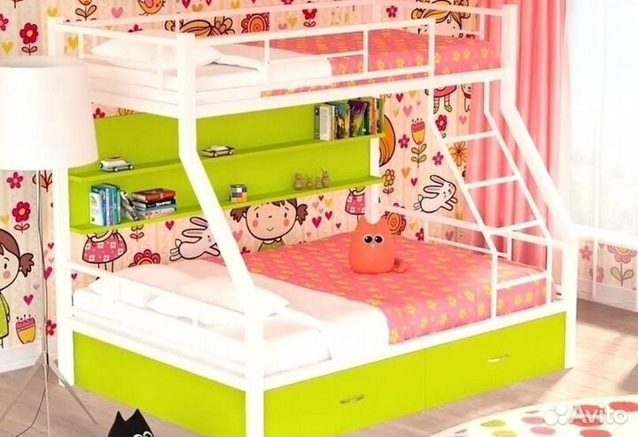 Двухъярусная кровать новая