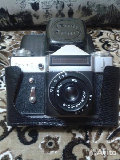 Продаю фотоаппарат Зенит-Е