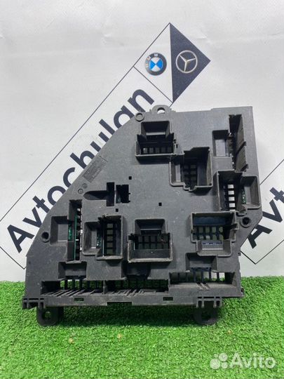 Блок предохранителей задний Bmw 5-Series F10
