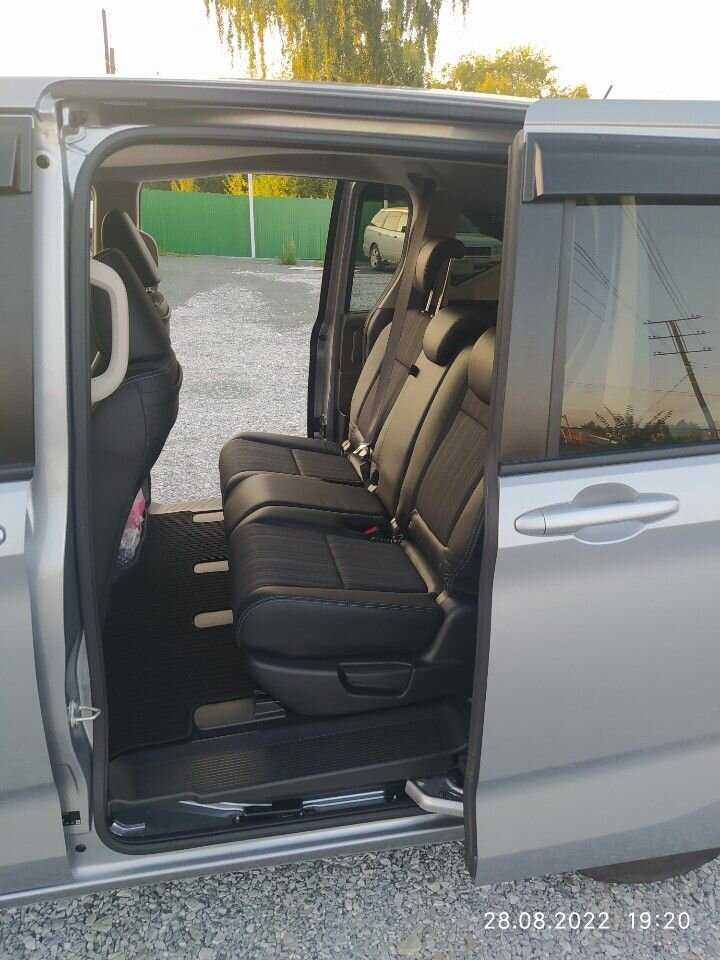Honda Freed+: фото владельца