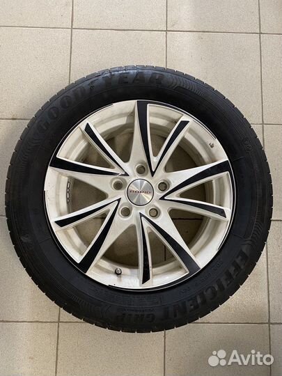 Goodyear EfficientGrip 205/60 R16 92V