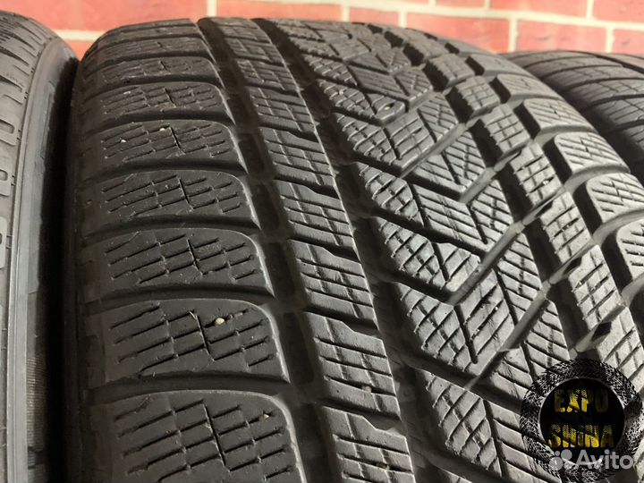 Pirelli Scorpion Winter 315/30 R22 и 275/35 R22 107V