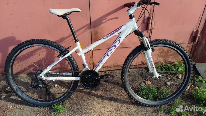 Велосипед горный GT Laguna