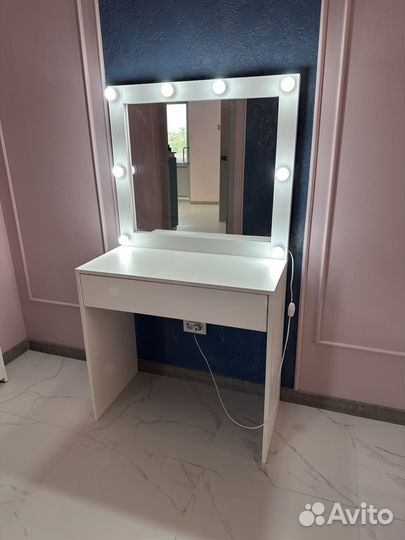 Сдается рабочее место для бровиста/визажиста