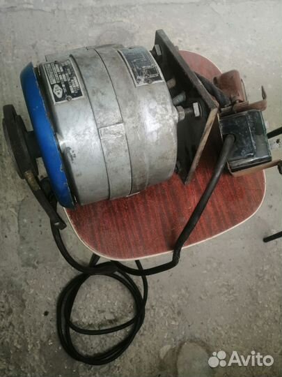 Электроматор от стиральной машины Вятка
