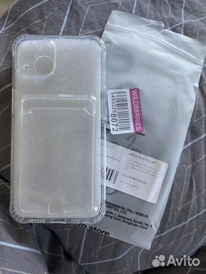 Чехол на iPhone 13