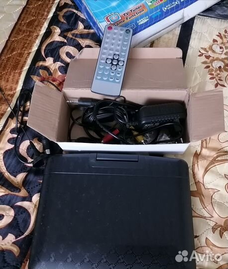 Портативный DVD-плеер с тв-тюнером