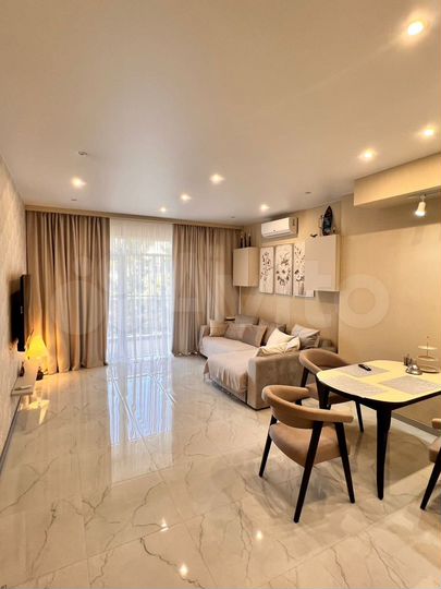 2-к. квартира, 67 м², 5/14 эт.